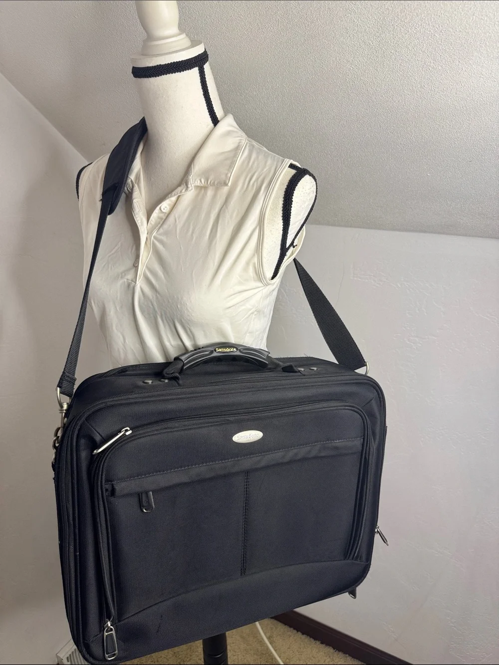 Samsonite Black Laptop Briefcase with Front Organizer